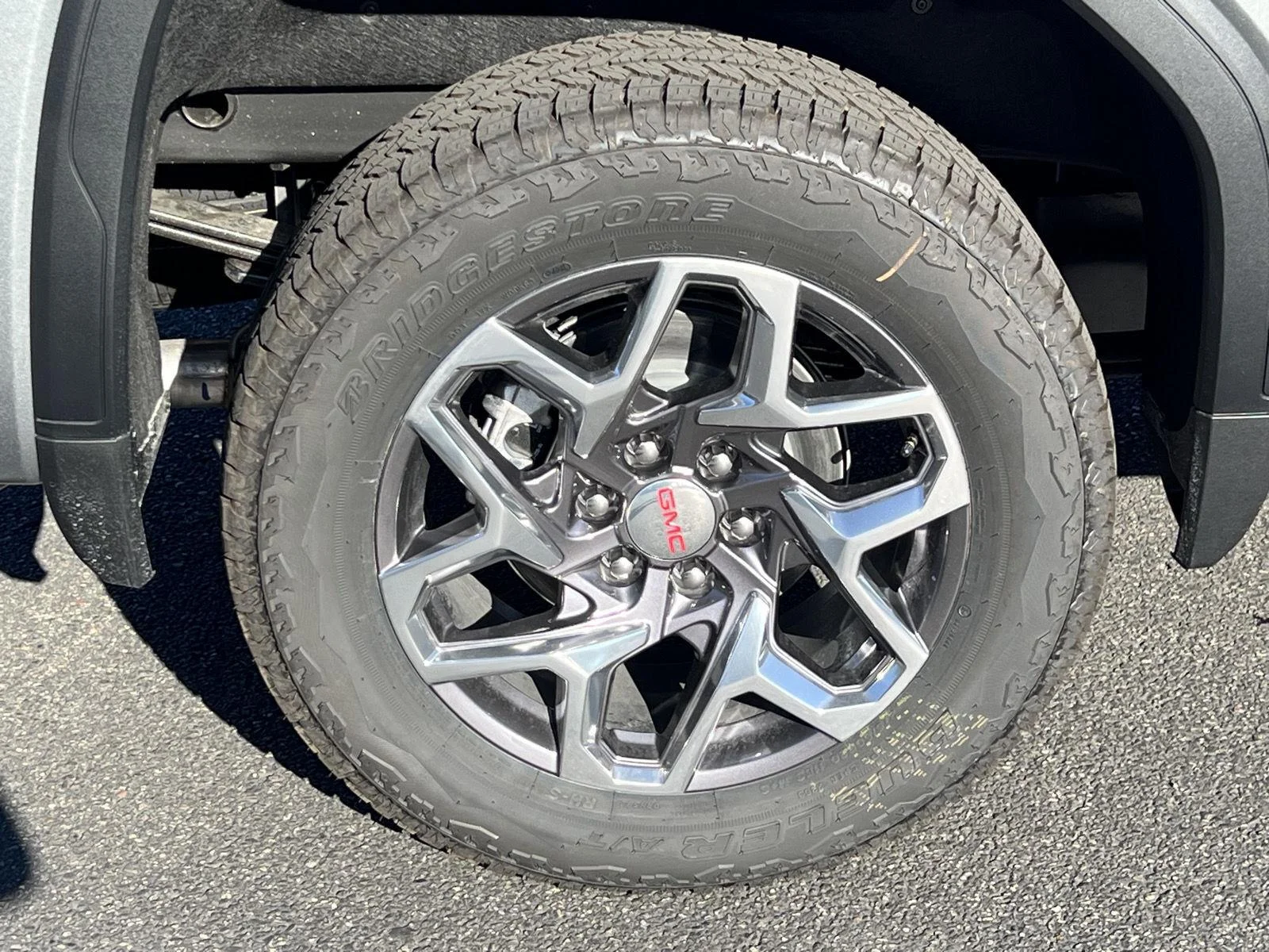 2026 GMC Sierra 1500 SLT - Photo 12