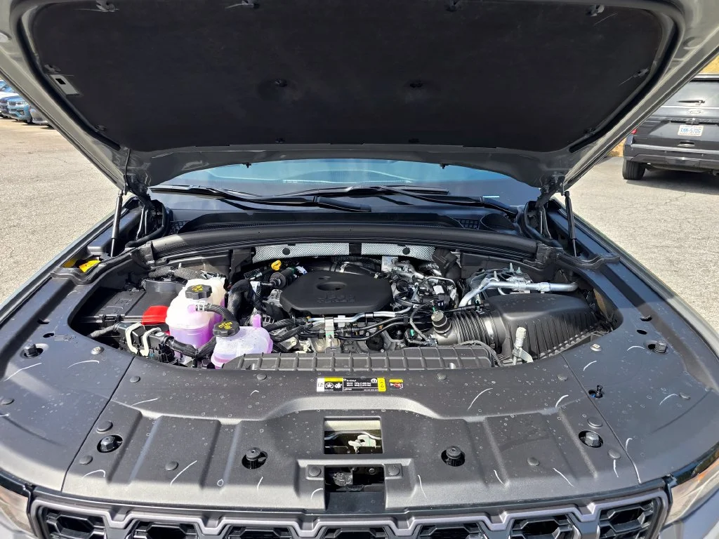 New 2027 Gray Jeep Laredo Altitude image 22