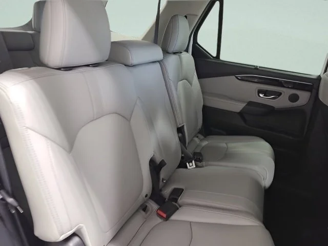 Used 2023 Platinum White Pearl Honda EX-L 8 Passenger image 15