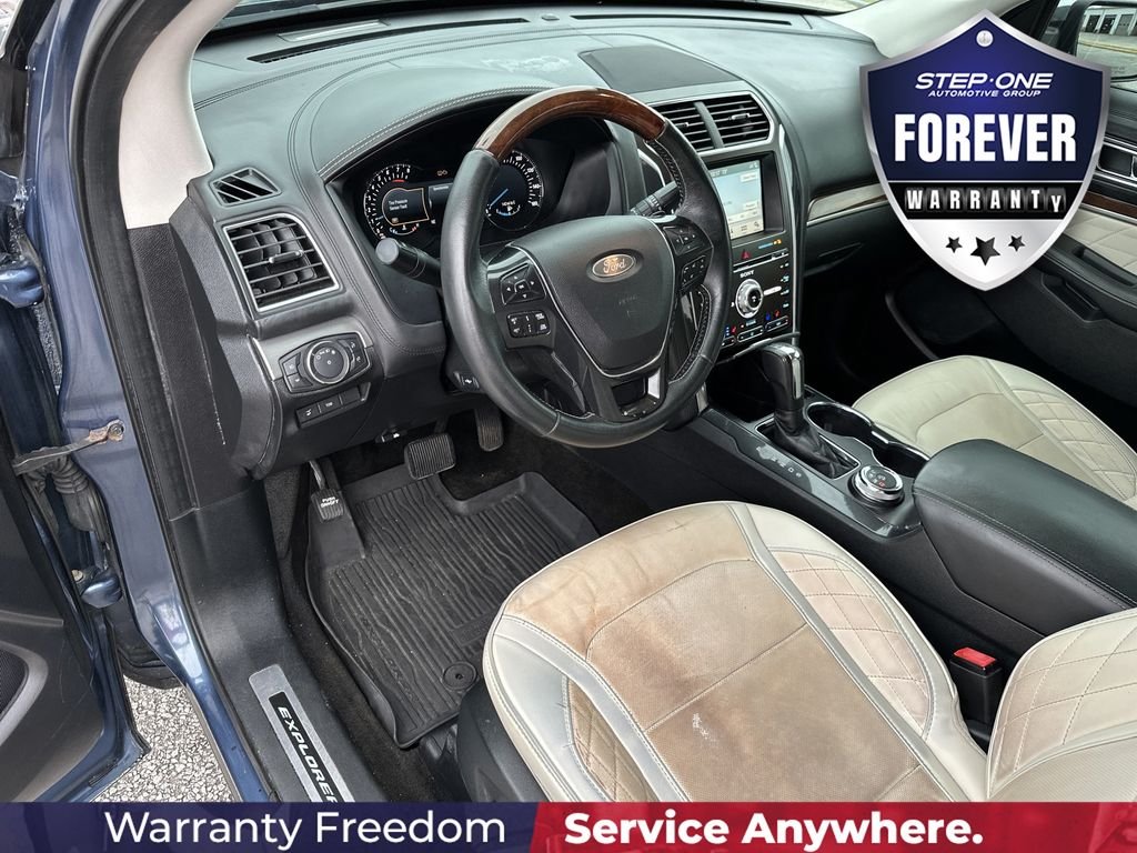 Used 2018 Blue Ford Platinum image 13