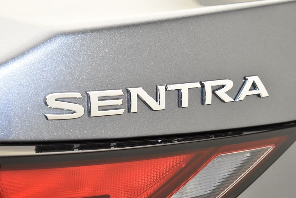 2025 Nissan Sentra SV - Photo 9