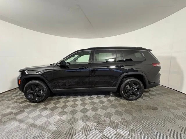 New 2026 Black Jeep Limited image 4