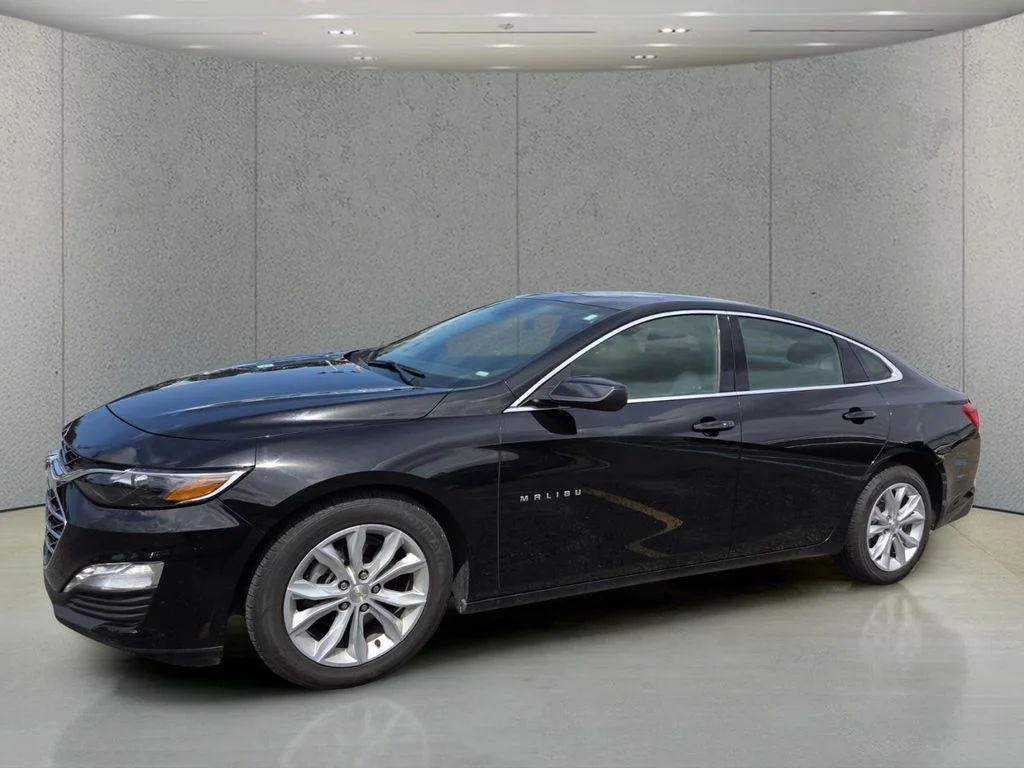 Used 2025 Black Chevrolet LT image 1