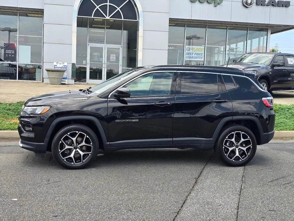 Used 2025 Black Jeep Limited image 23