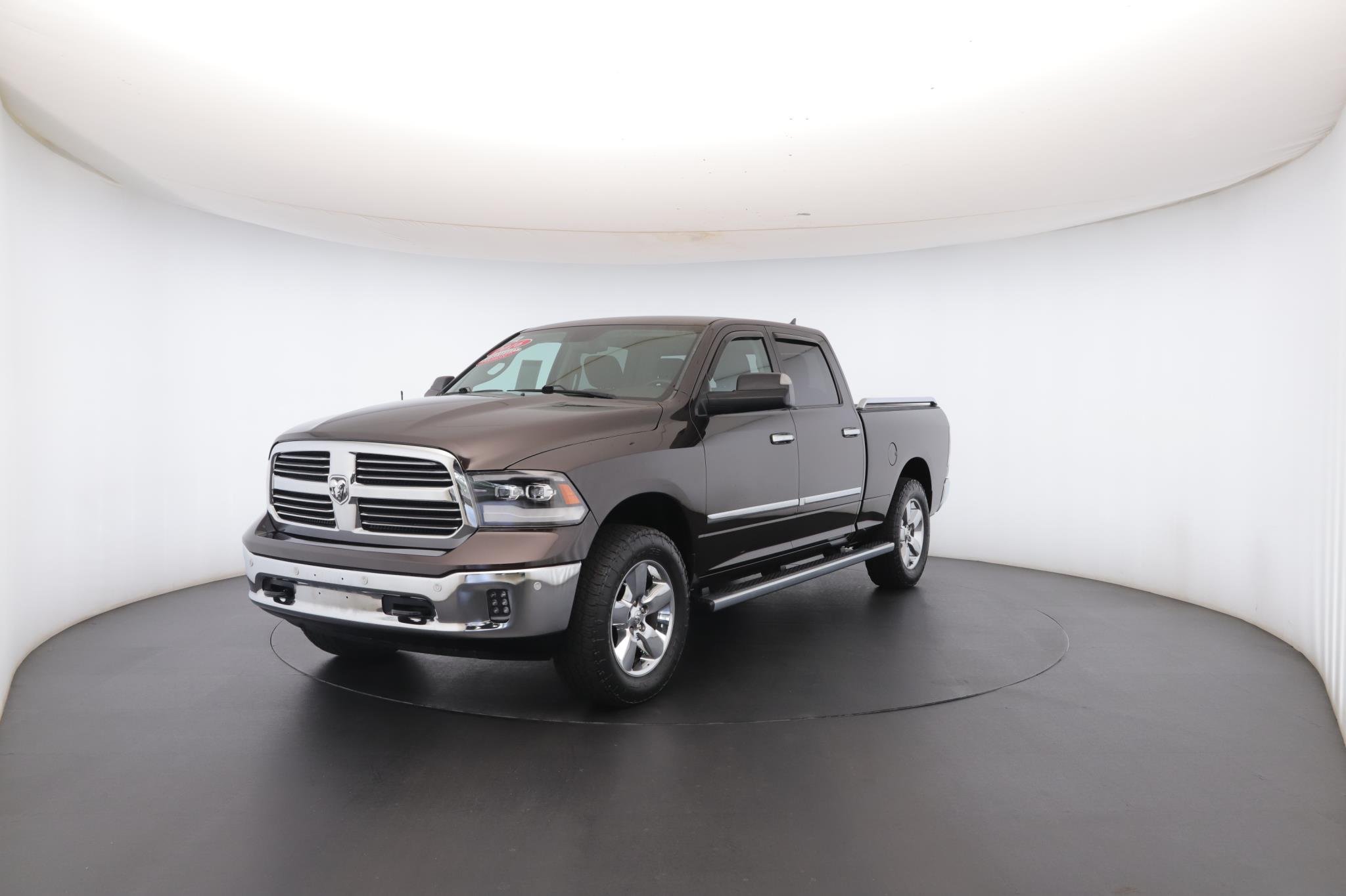 Used 2016 Luxury Brown Pearlcoat Ram 4WD Crew Cab 149 Big Horn image 42