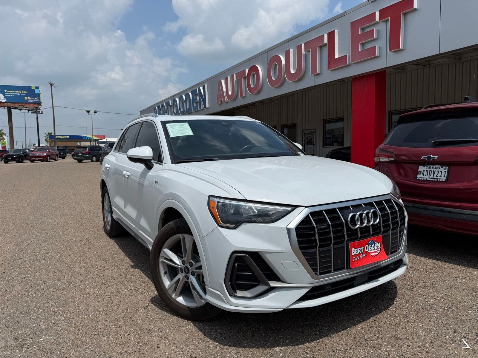 2022 Audi Q3 45 TFSI S Line Premium quattro's photo