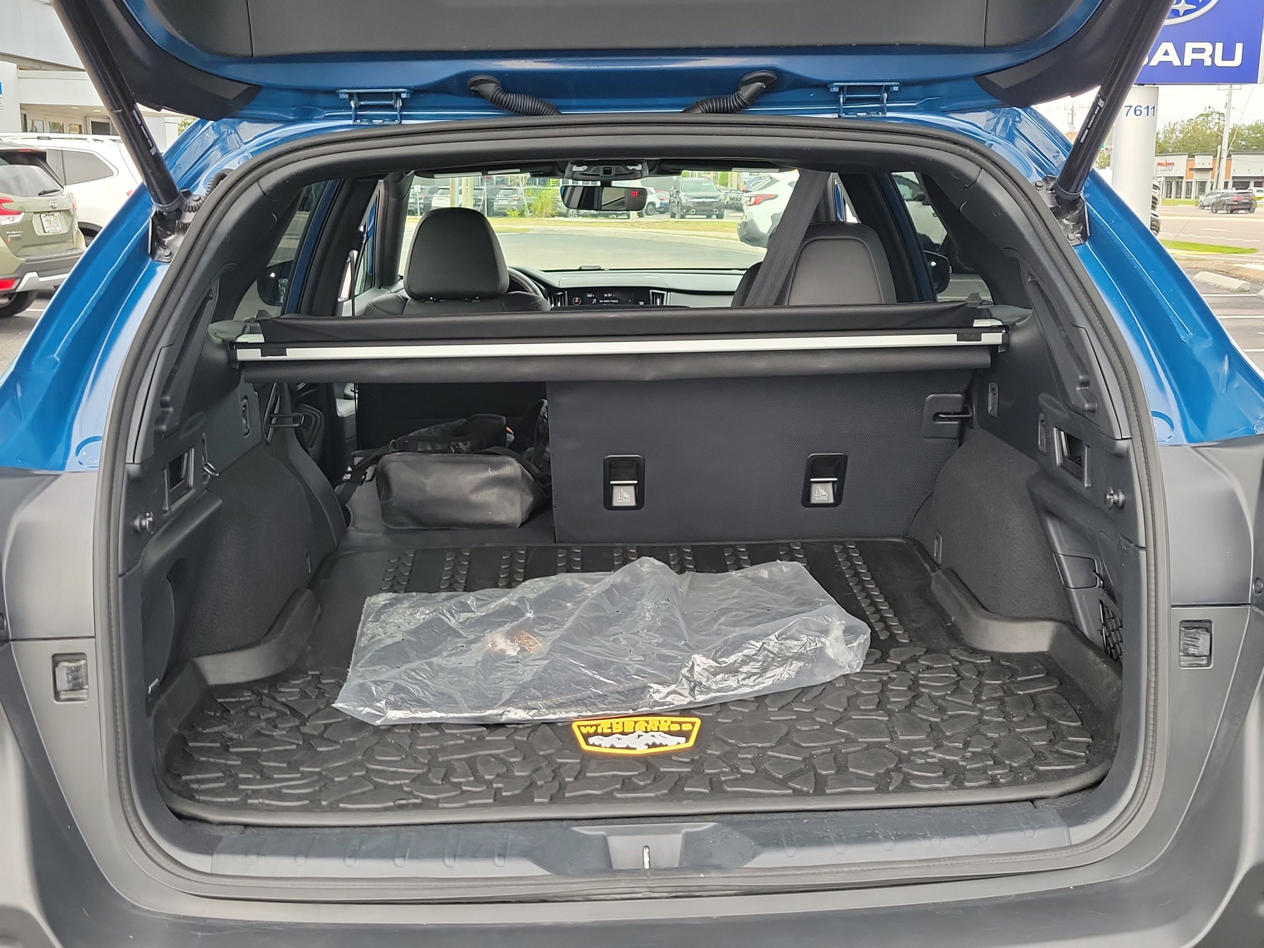Used 2025 Geyser Blue Subaru Wilderness image 11