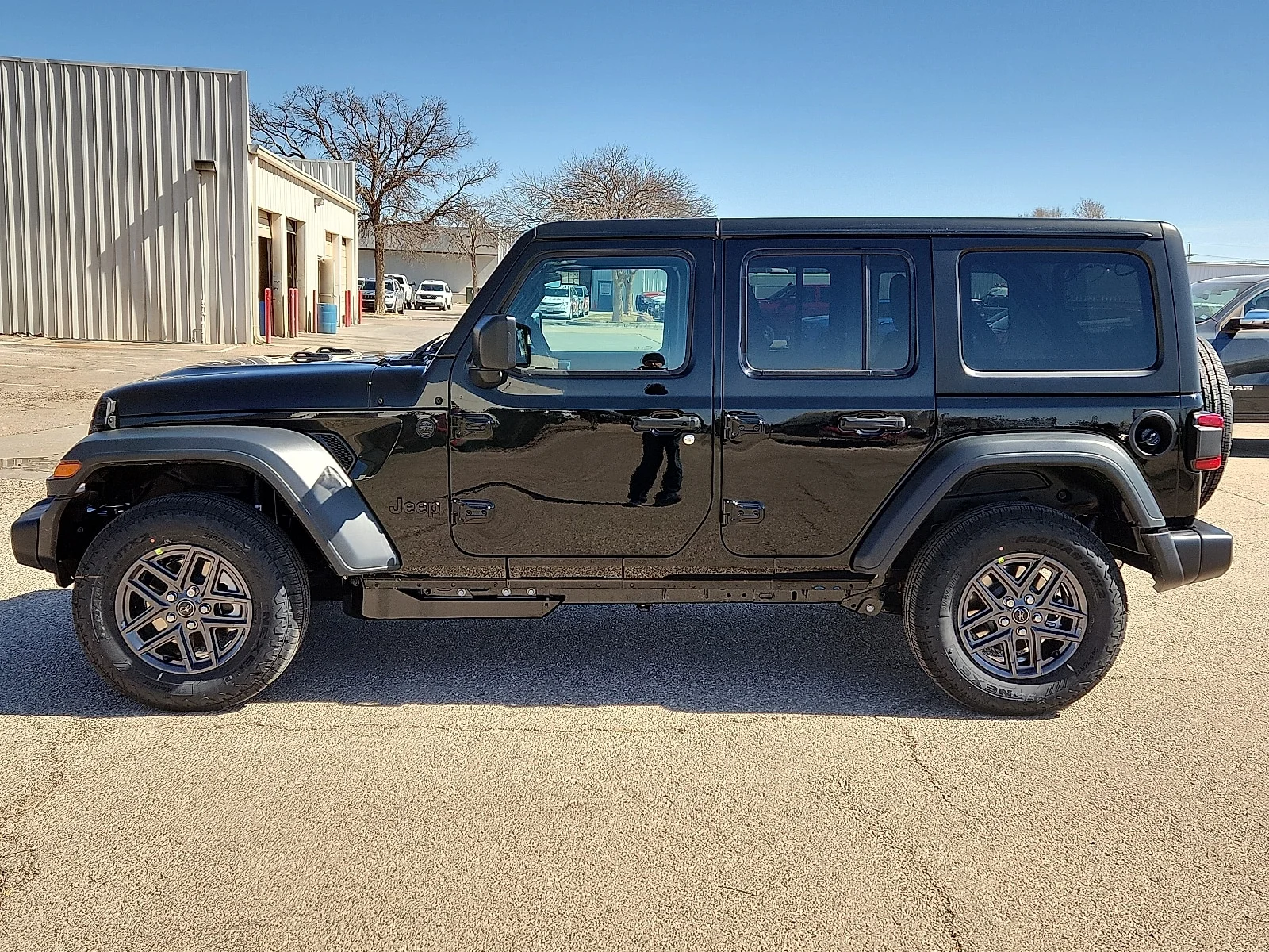 New 2026 Black Clear-Coat  Paint Jeep 4-DOOR SPORT S image 2