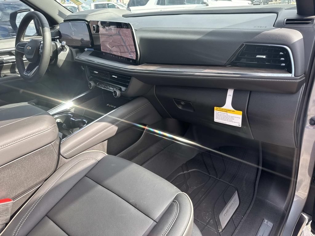 2026 Chevrolet Tahoe Premier - Photo 12