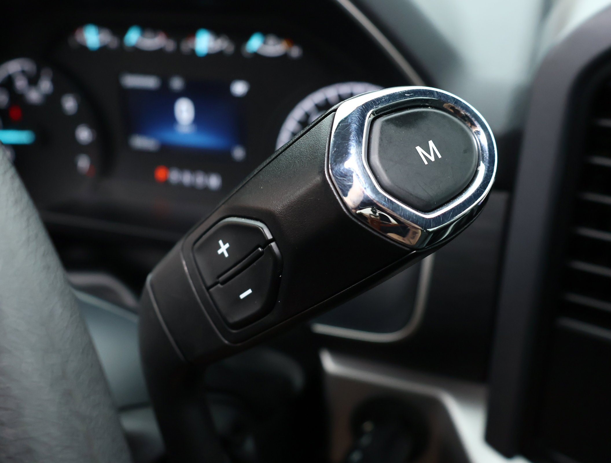 2023 Ford F-150 XLT - Photo 16