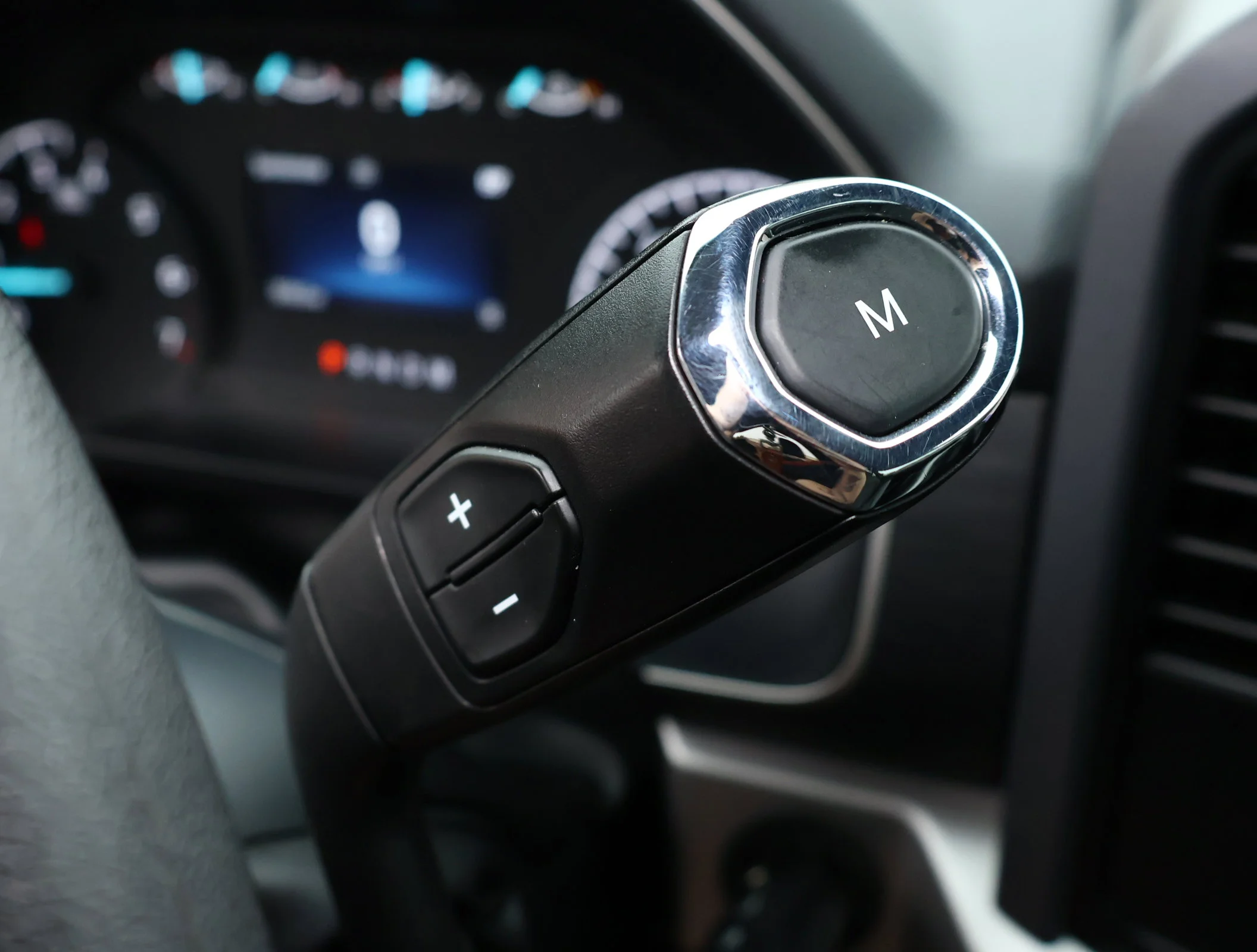 2023 Ford F-150 XLT - Photo 16
