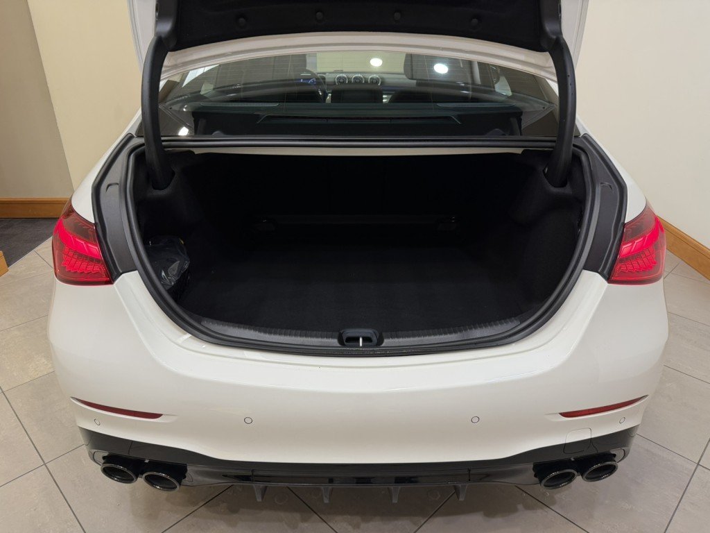 2025 Mercedes-Benz C-Class Sedan AMG C43 - Photo 33