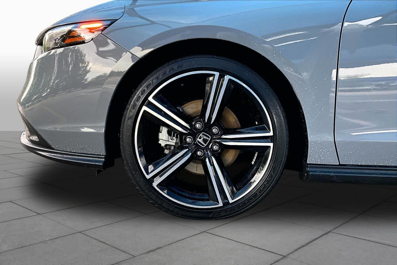 Used 2023 Urban Gray Pearl Honda Sport image 11