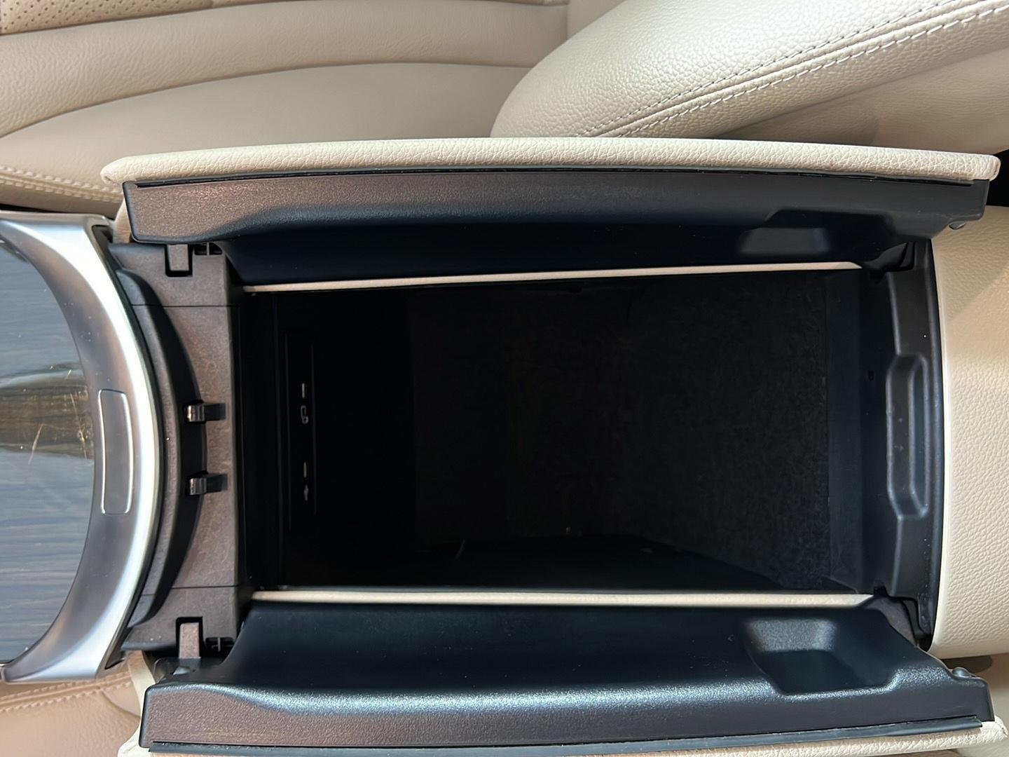 Used 2020 Mojave Silver Metallic Mercedes-Benz GLC 300 image 21
