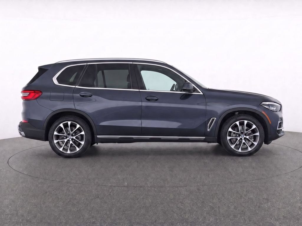 Used 2020 Arctic Gray Metallic BMW xDrive40i image 4