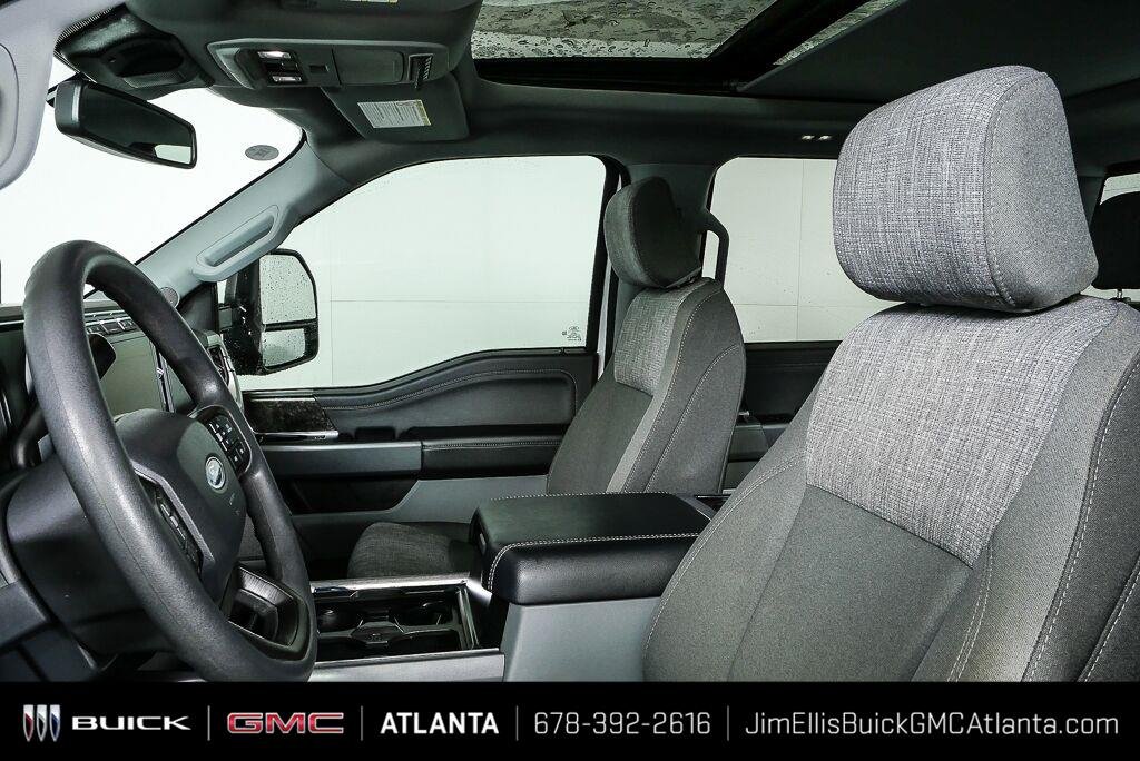 Used 2024 Oxford White Ford XLT image 5