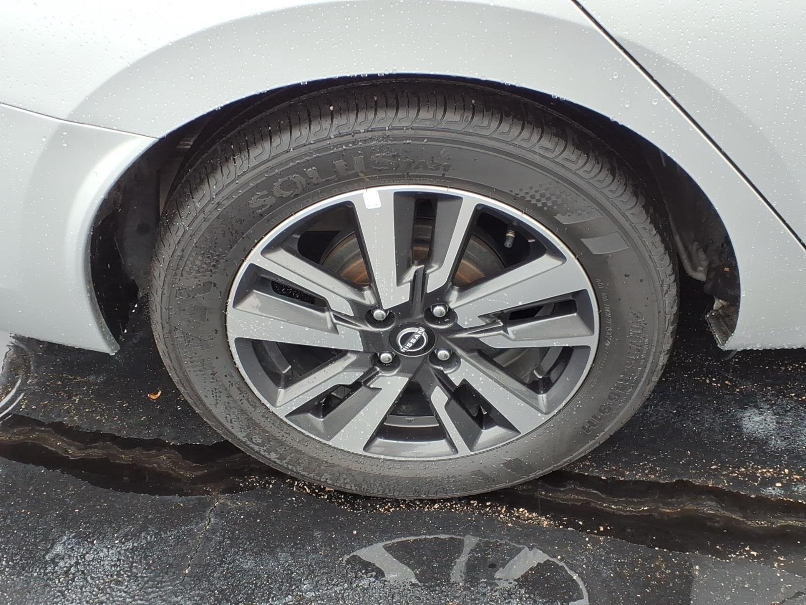 Used 2025 Brilliant Silver Metallic Nissan SV image 9