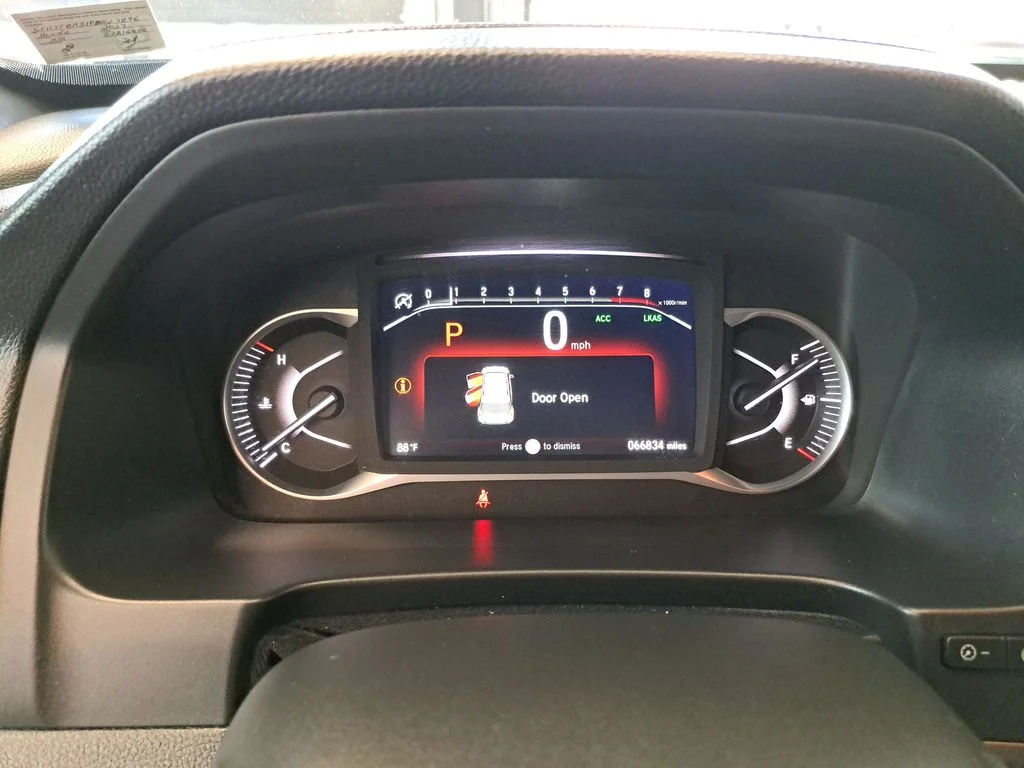 Used 2023 Beige Honda EX-L image 21
