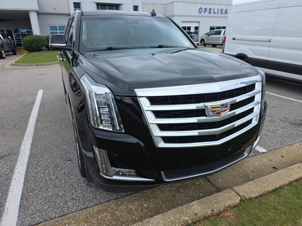 Used 2016 Black Cadillac Luxury image 6