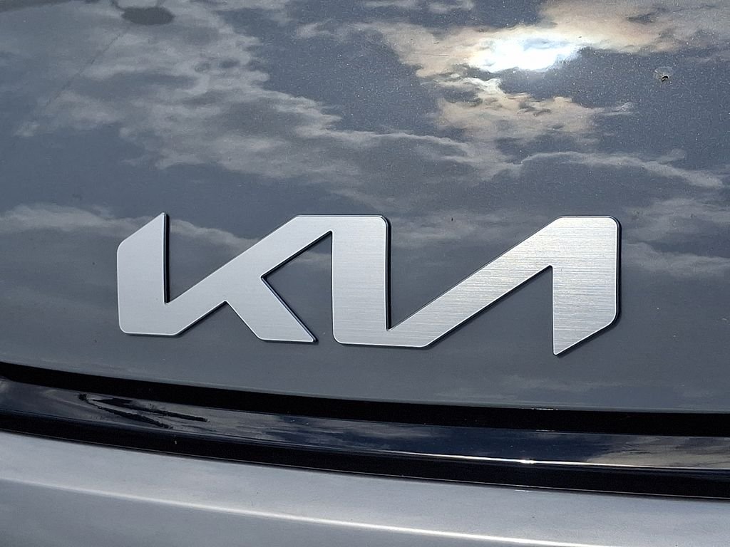 New 2026 Wolf Gray Kia SX Prestige image 12