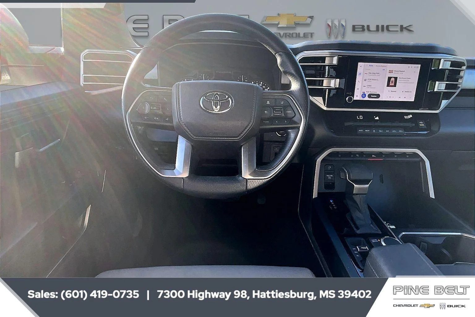 Used 2025 Ice Cap Toyota SR5 image 6