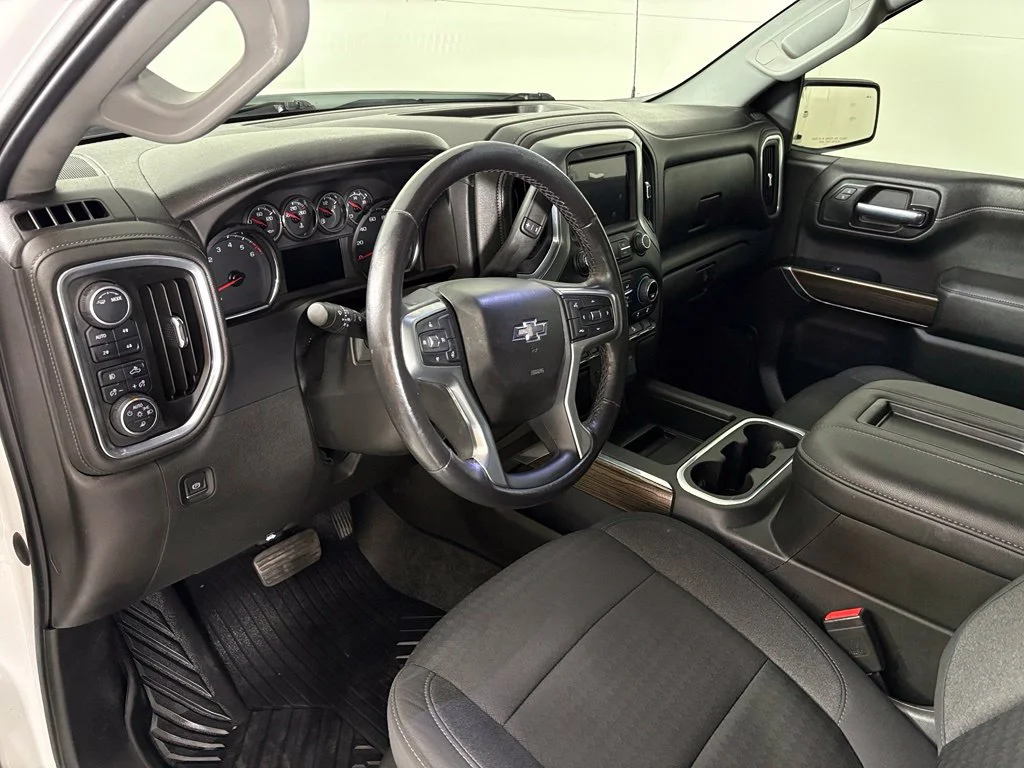 Used 2022 Beige Chevrolet RST image 20