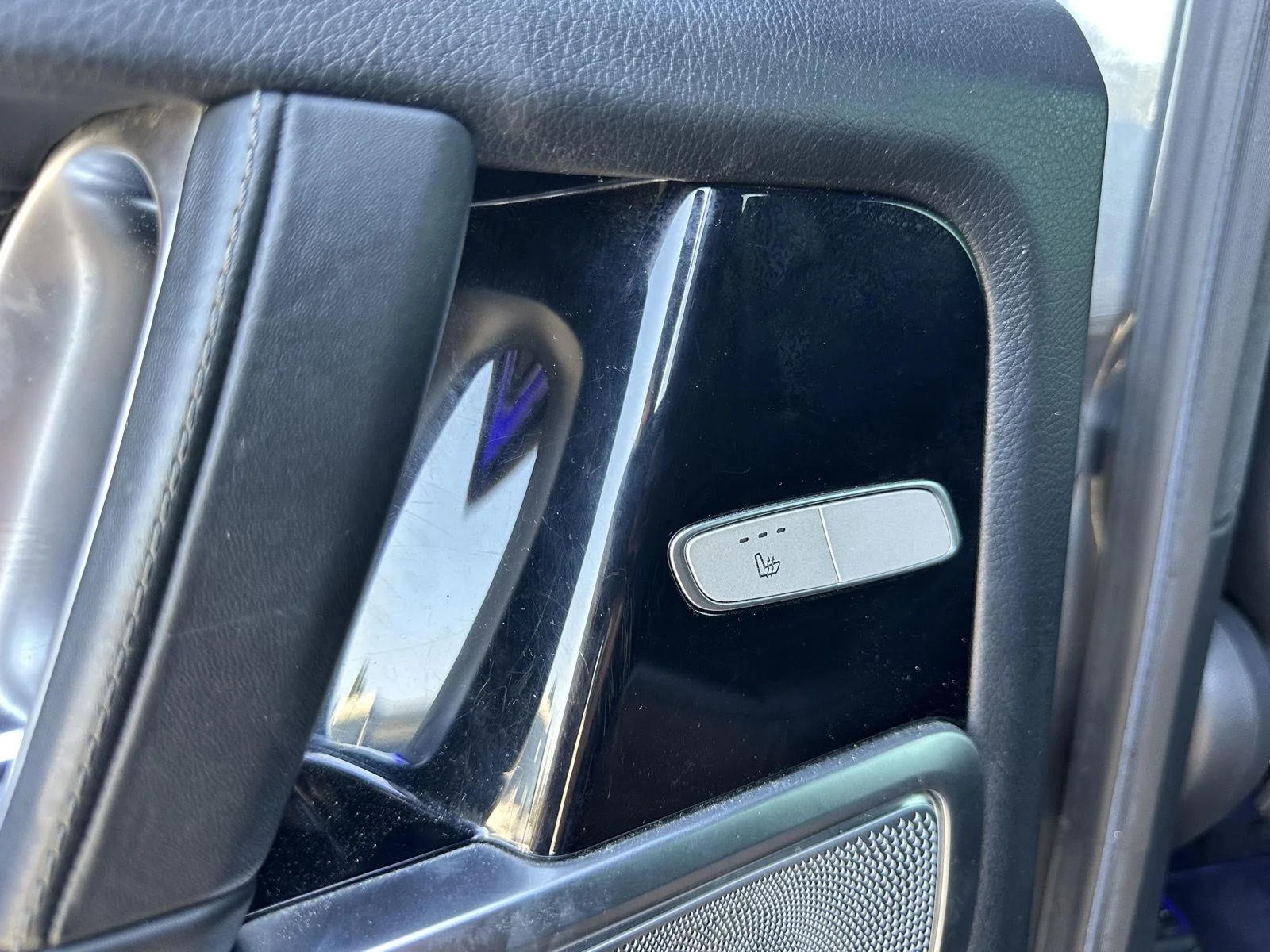 Used 2019 designo Graphite Metallic Mercedes-Benz AMG® G 63 image 24
