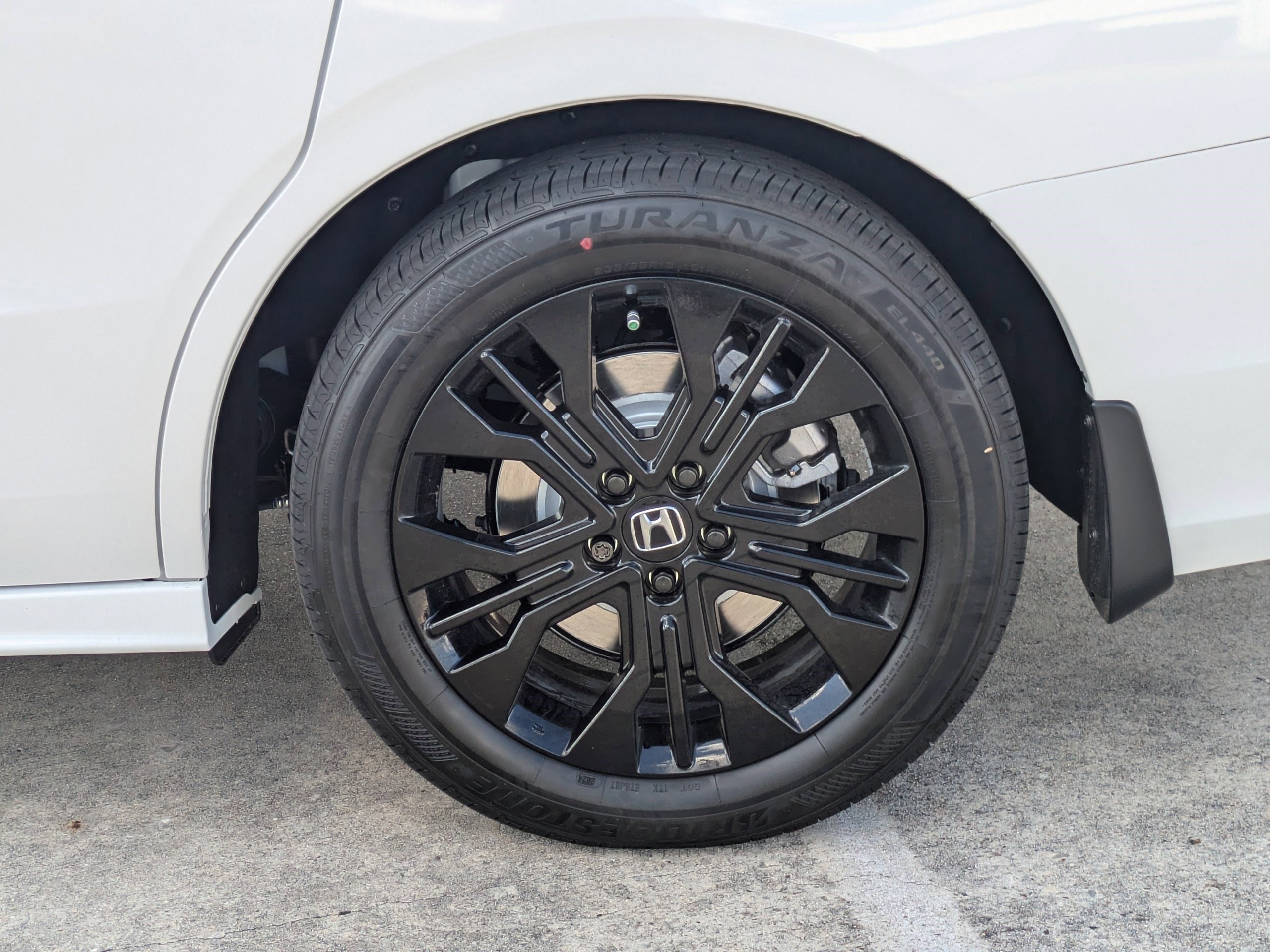 New 2026 Platinum White Pearl Honda Sport-L image 8