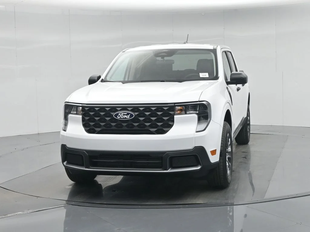 New 2026 Oxford White Ford XLT image 53