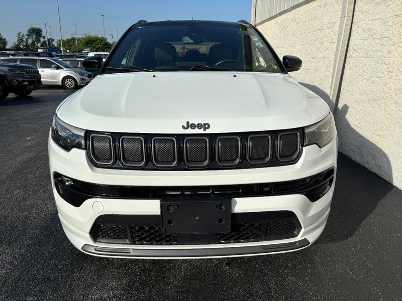 Used 2022 Bright White Clearcoat Jeep High Altitude 4x4 image 11