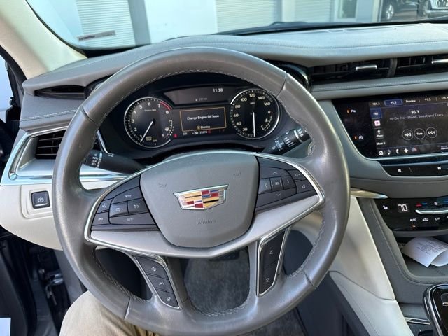 Used 2020 Gray Cadillac Premium Luxury image 7