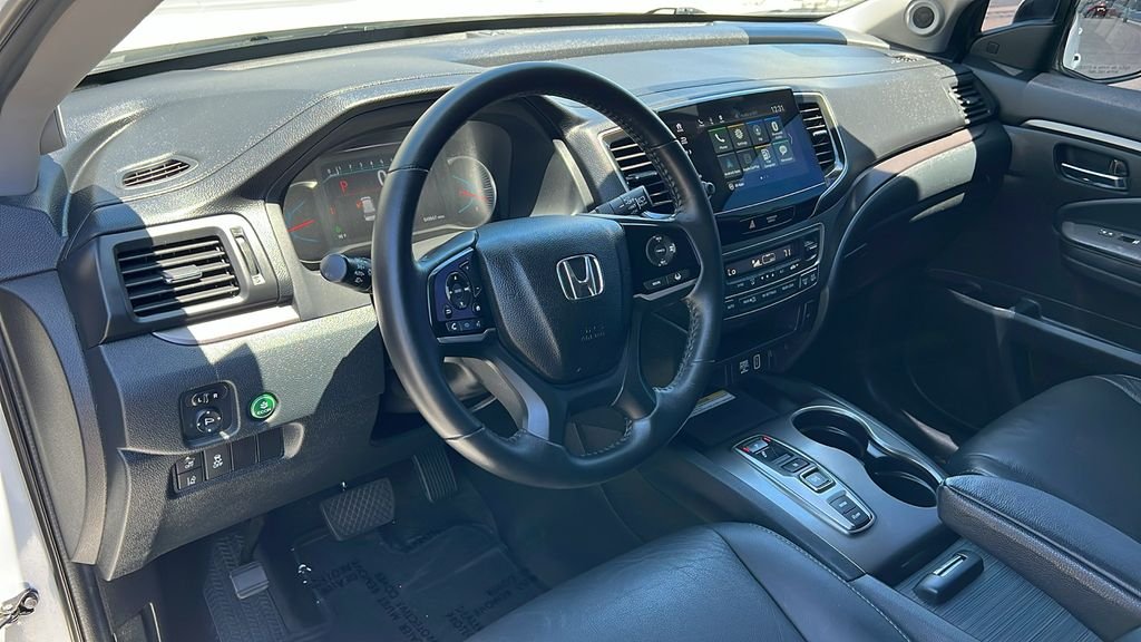 Used 2022 White Honda Special Edition image 13