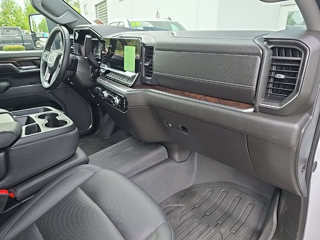 2024 GMC Sierra 3500HD SLT - Photo 30