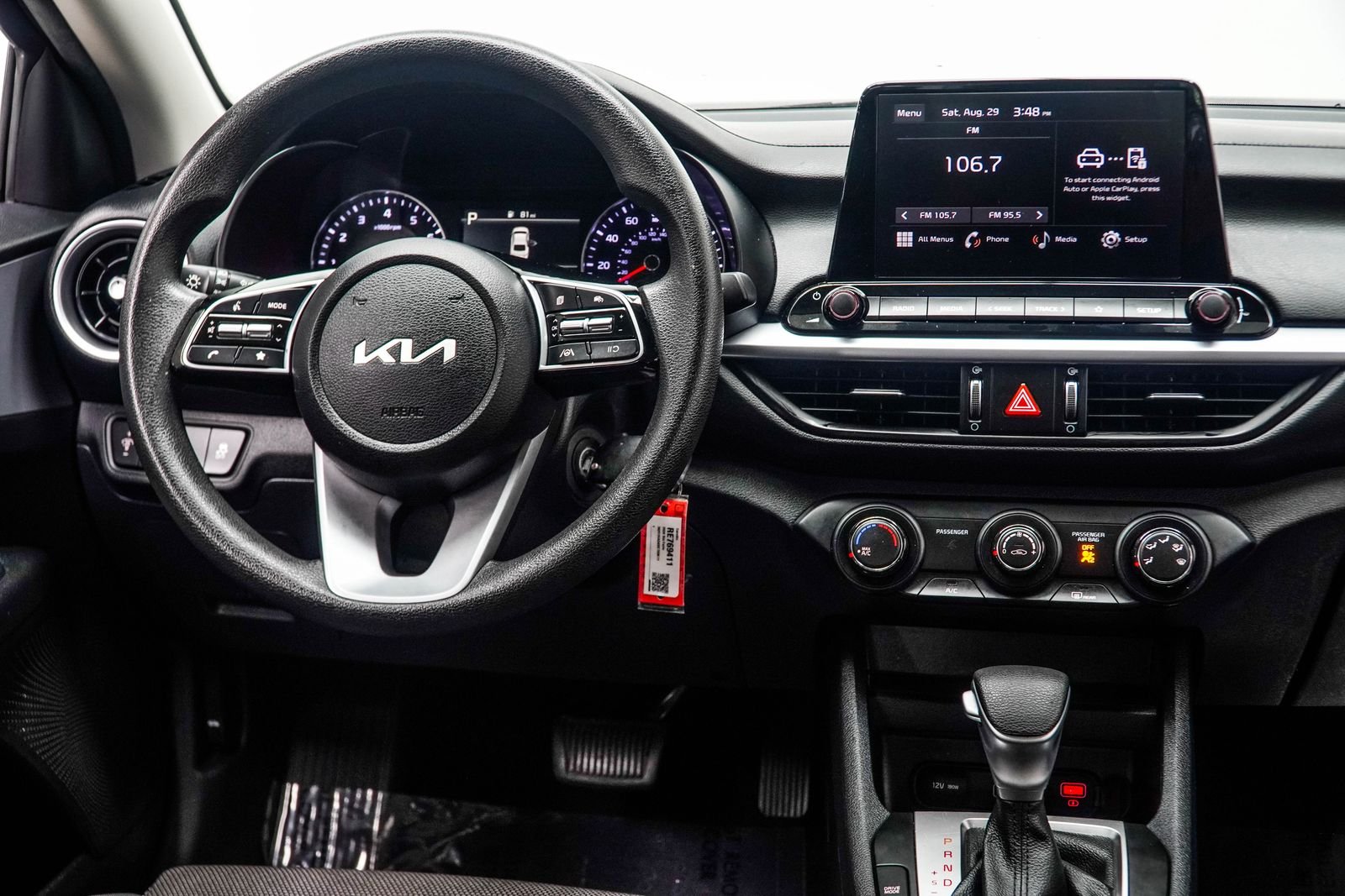 Used 2024 Black Kia LXS image 18