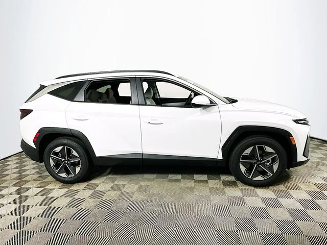 New 2026 Hyundai TUCSON SEL