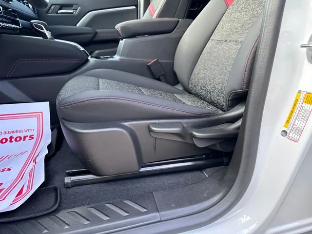 Certified Used 2024 White Chevrolet Z71 image 11