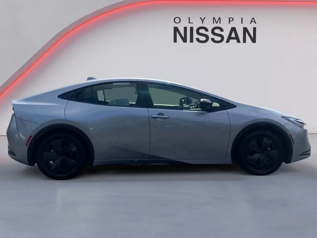 Used 2025 Gray Toyota LE image 7