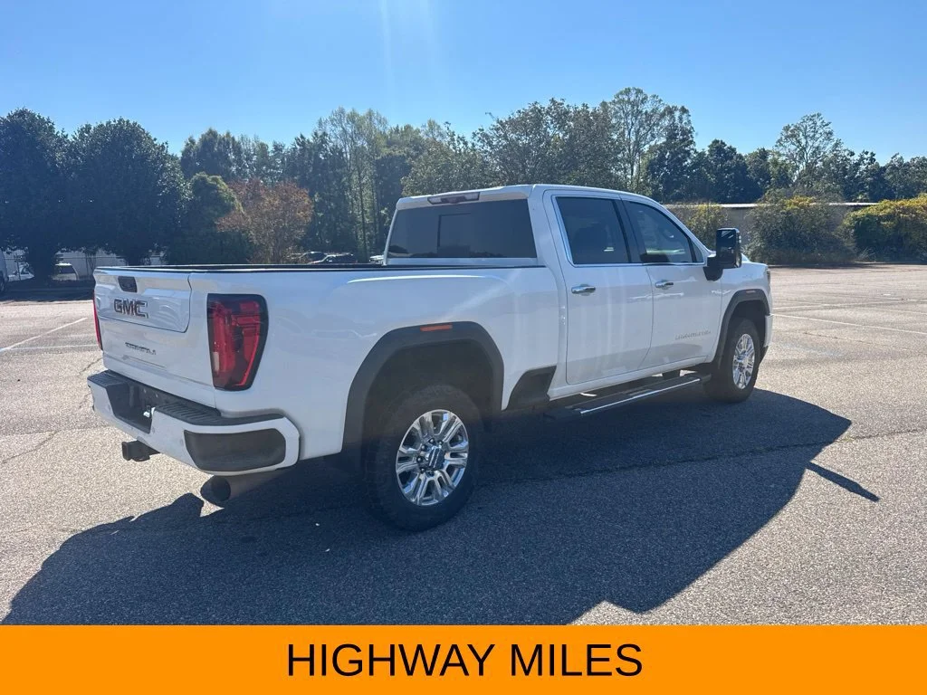 Used 2020 SUMMIT WHITE GMC Denali image 3