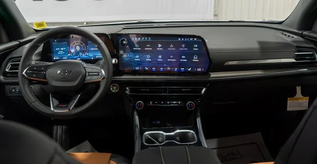 2027 Chevrolet Traverse Z71 - Photo 15