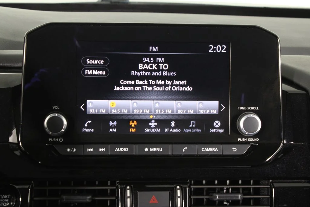 2025 Nissan Pathfinder SV - Photo 9