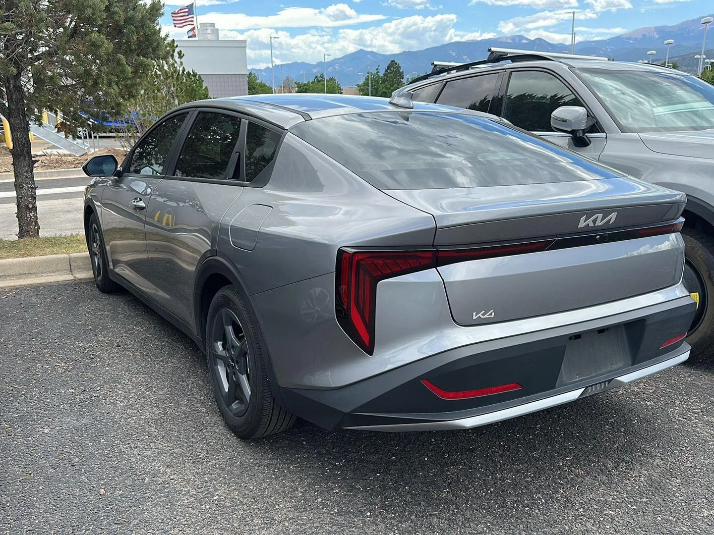 Used 2025 Steel Gray Kia LXS image 7