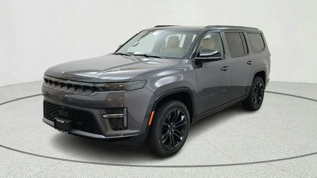 New 2026 Baltic-Gray Metallic Clear-Coat Exterior Paint Jeep Summit Reserve image 3