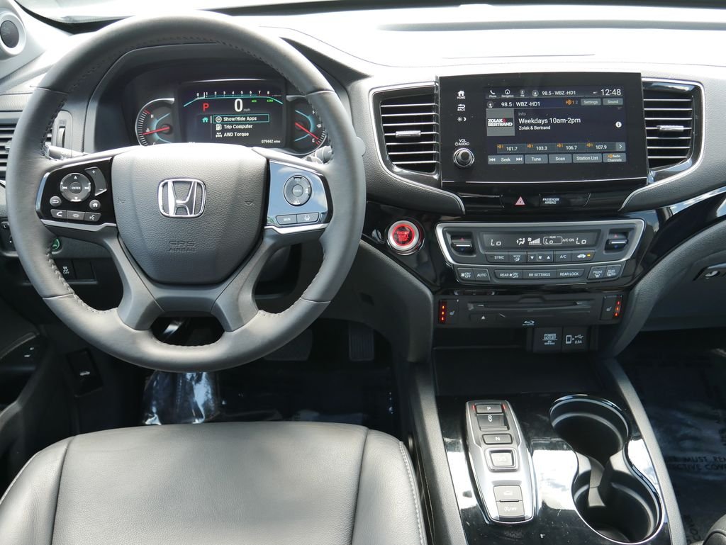 Used 2022 White Honda Touring image 22