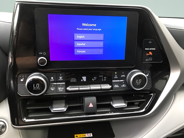 Certified Used 2024  Toyota XLE image 19