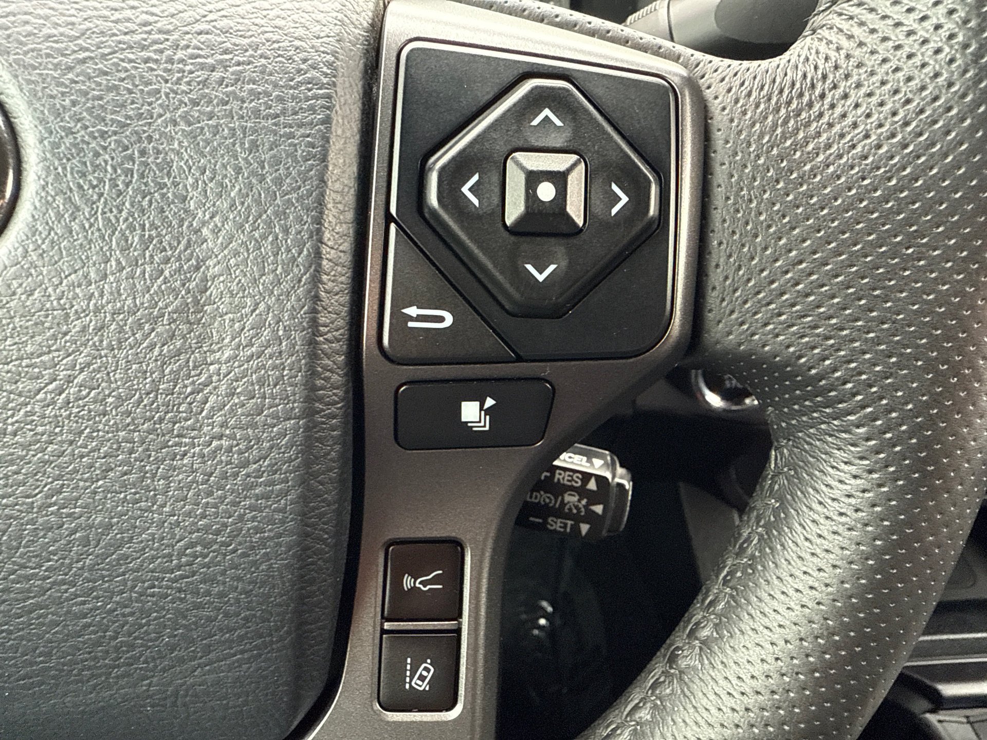 Certified Used 2018 Super White Toyota TRD Sport image 25