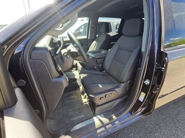 Used 2026 Titanium Rush Metallic GMC Elevation image 3