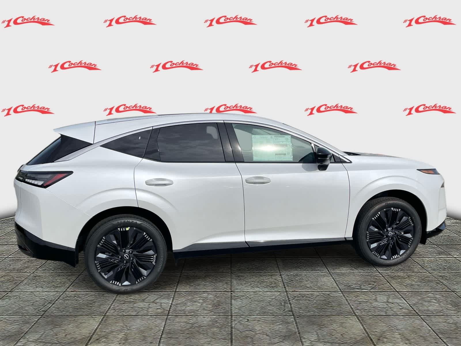 New 2027 Everest White Pearl Tricoat Nissan Platinum image 6