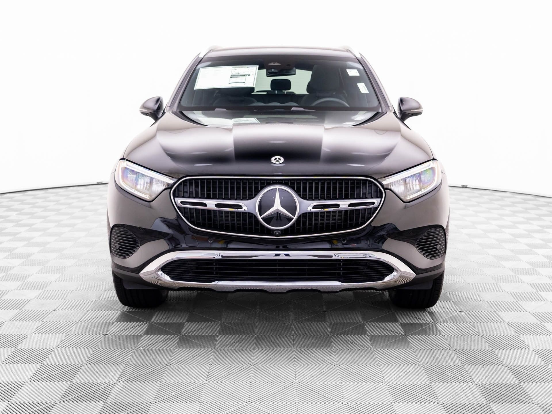 New 2027 Black Mercedes-Benz GLC 300 image 9