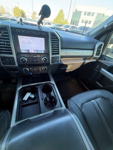 Used 2020 Black Metallic Ford Platinum image 25
