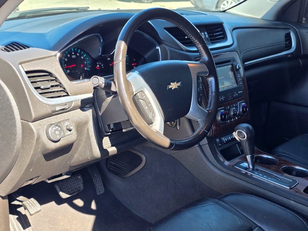 Used 2014 Gray Chevrolet 2LT image 12